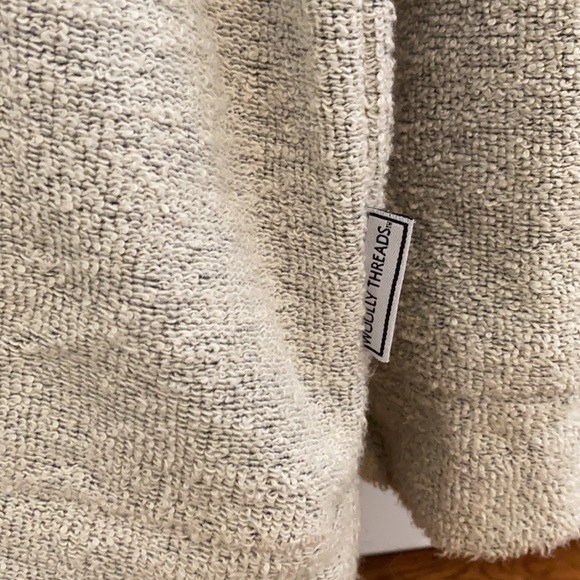 Wisconsin pullover - Picture 2 of 4